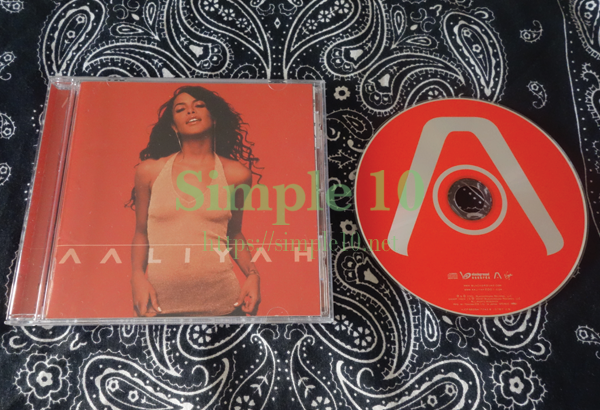 「Aaliyah - Aaliyah」のCDの写真です。