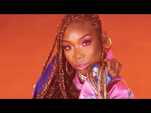 「Brandy - Baby Mama feat. Chance the Rapper」ミュージックビデオのサムネイル画像です。